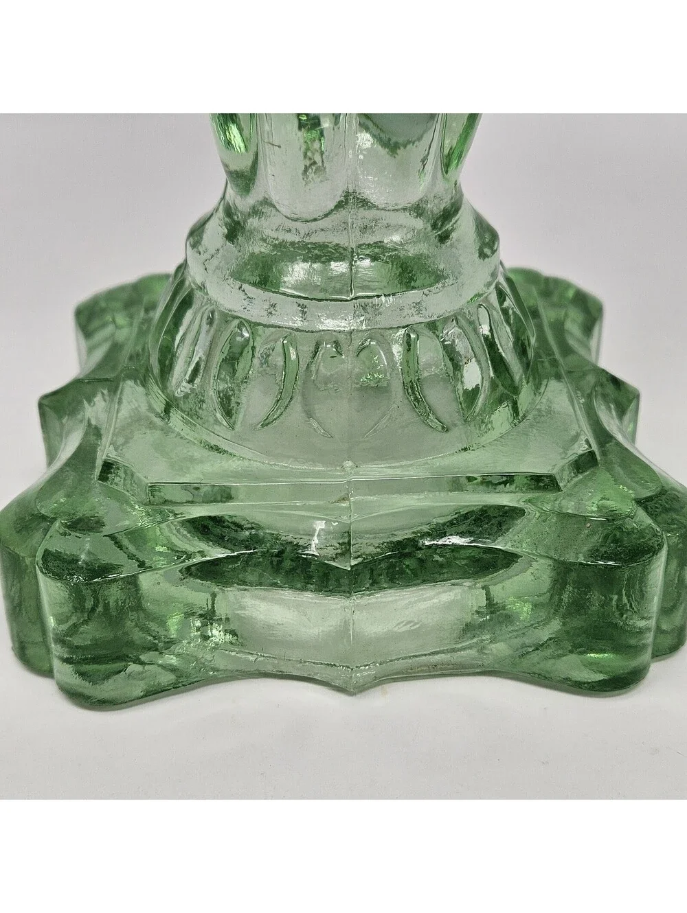 Vintage Retro Green Depression Glass Oil Lamp 9.25